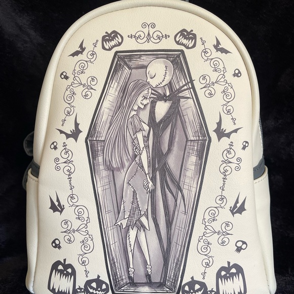 NWOT Disney Loungefly Nightmare Before Christmas mini backpack! DISCONTINUED - Picture 3 of 10
